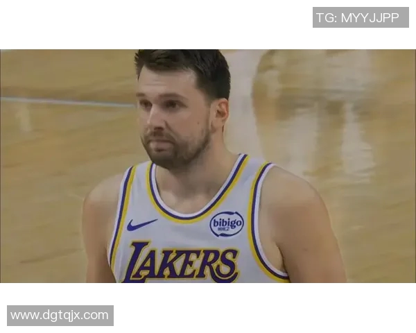 湖人24分大胜！东契奇28+9联盟第一，威少14分4失误，老詹24+5创纪录